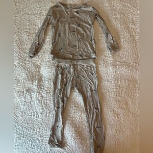 Kyte Baby 2T Bunnies Bamboo Pajamas